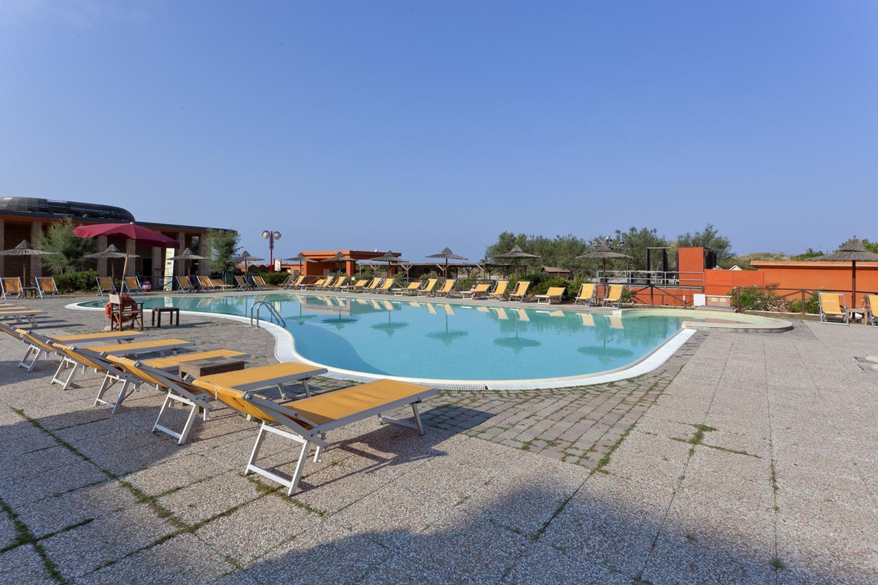 Baia Toscana Resort Calambrone Exterior foto